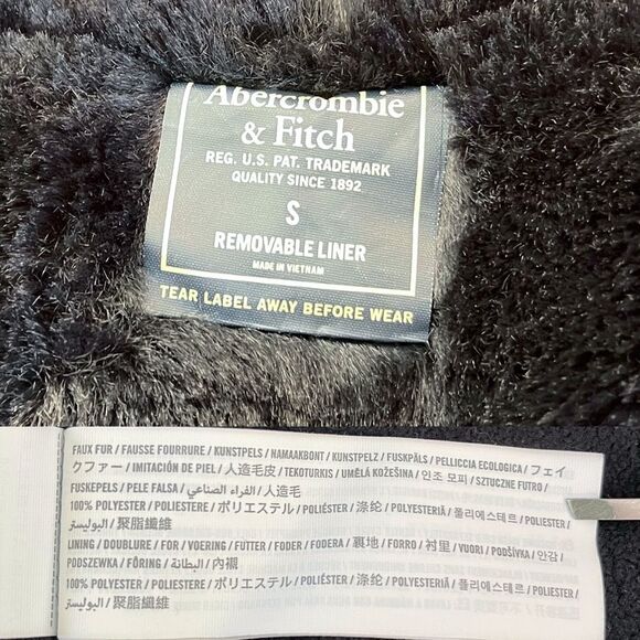 Abercrombie & Fitch Hooded Jacket | Black with Removable Liner - Picture 5 of 16